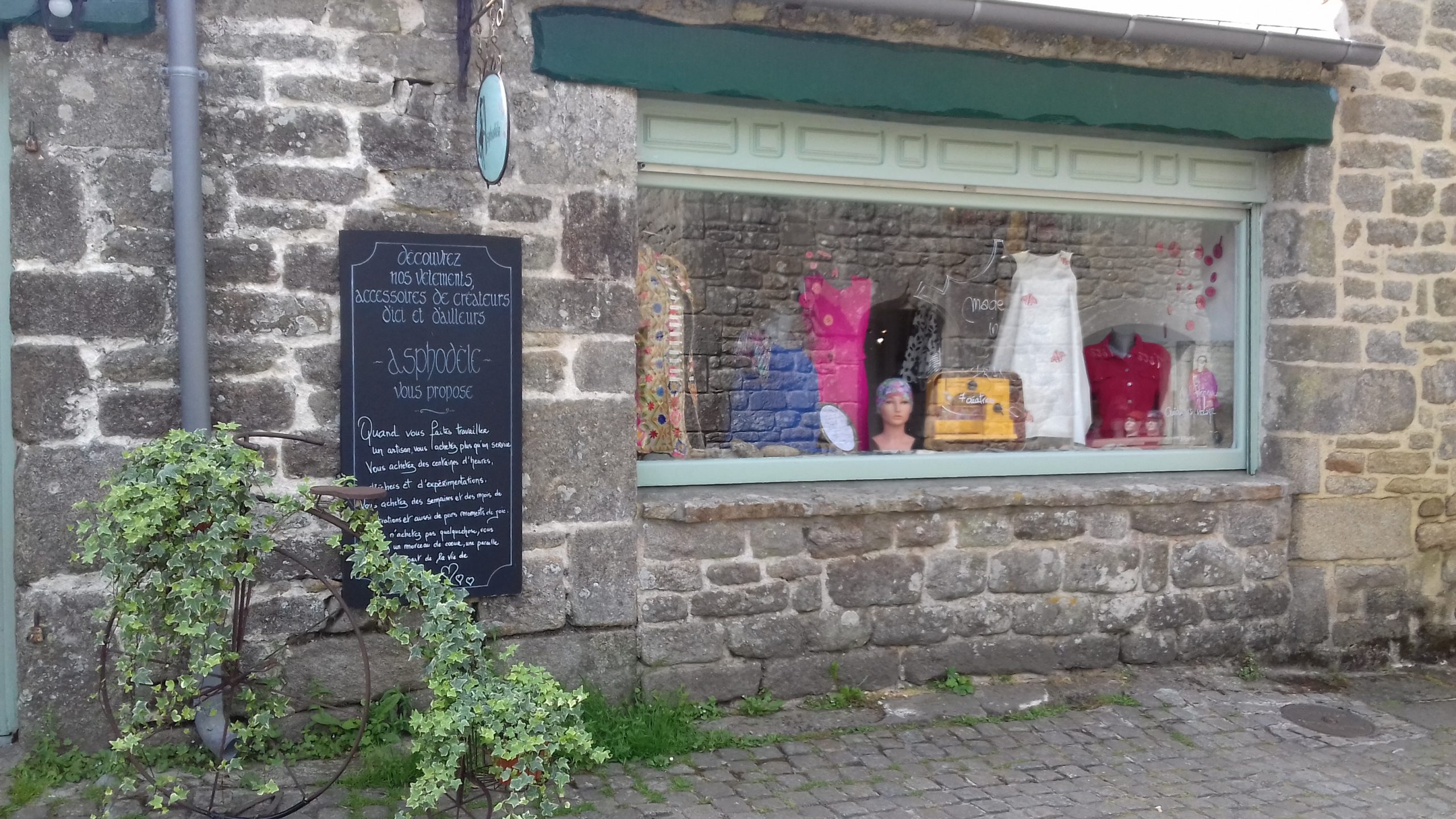 boutique créateurs Locronan